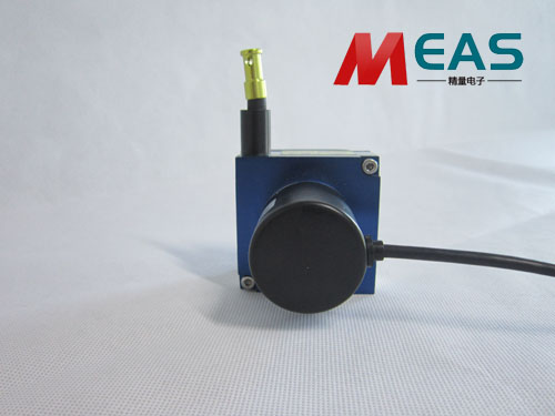 ����λ�ƾ��a����������Һ��ͬ�����ϵ�y�І᣿